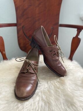 Memery EARLY 1940S EVERYDAY LACE-UP SHOES - NOUGAT BROWN - EMILY size 41 / 10